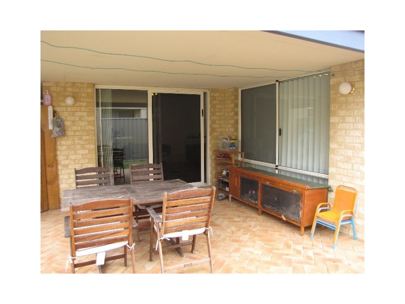 19 Lyndhurst Crescent, Wellard WA 6170