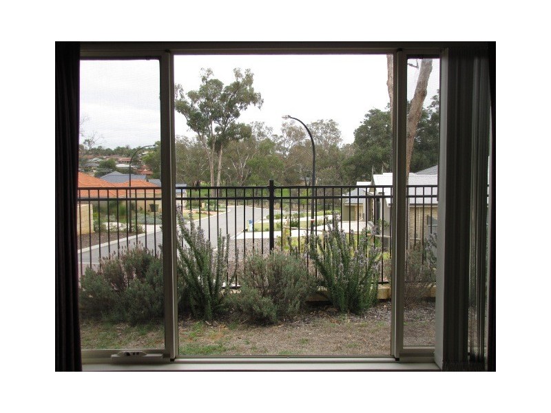 19 Lyndhurst Crescent, Wellard WA 6170