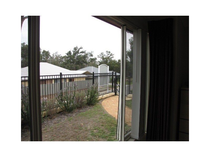 19 Lyndhurst Crescent, Wellard WA 6170