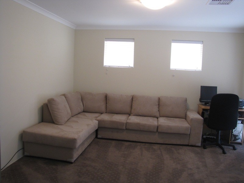 46 Abingdon Crescent, Wellard WA 6170