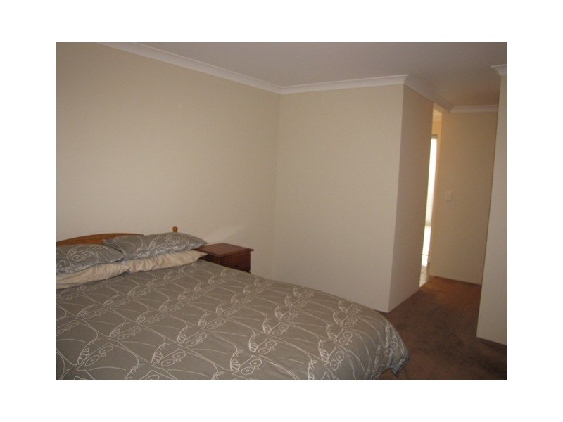 46 Abingdon Crescent, Wellard WA 6170