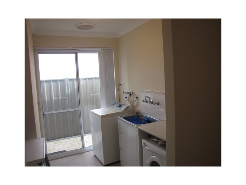 46 Abingdon Crescent, Wellard WA 6170