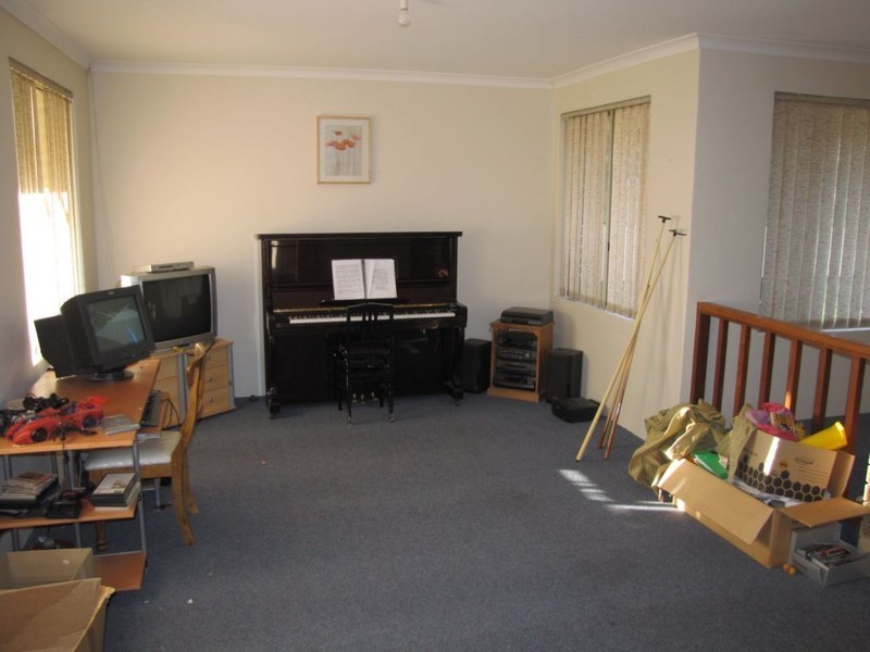 70 Bailey Road, Carabooda WA 6033