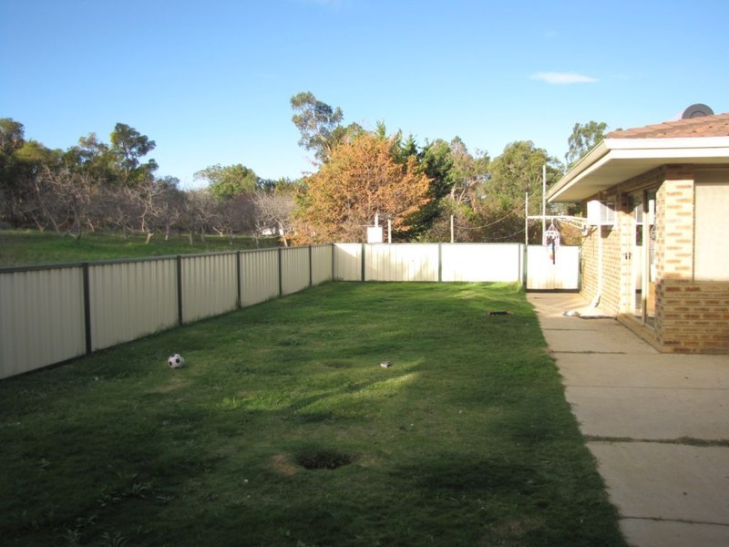 70 Bailey Road, Carabooda WA 6033