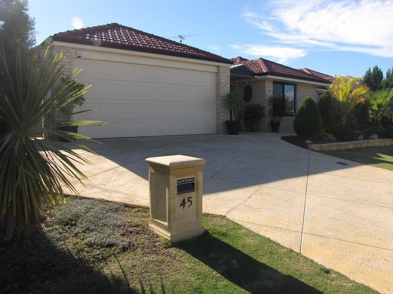 45 Mosedale Loop, Waikiki WA 6169