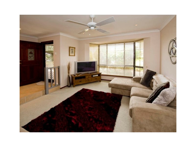9 Herlihy Way, Warnbro WA 6169