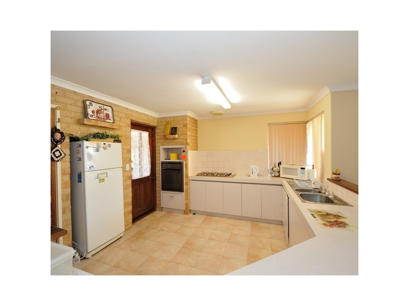 3  Ludlow Way, Warnbro WA 6169