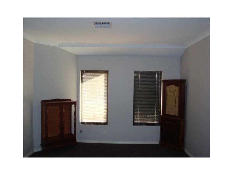 12 Vitesse Approach, Shoalwater WA 6169