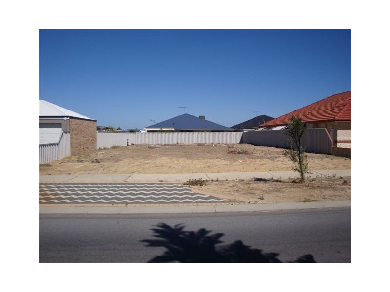 99 Hawker St, Shoalwater WA 6169