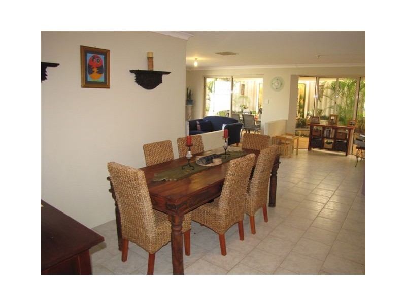 7 Fulham Close, Parmelia WA 6167