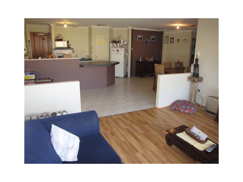 7 Fulham Close, Parmelia WA 6167