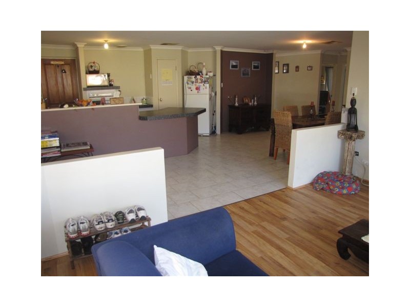 7 Fulham Close, Parmelia WA 6167