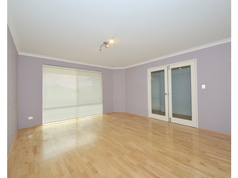 3 Cordia Way, Halls Head WA 6210