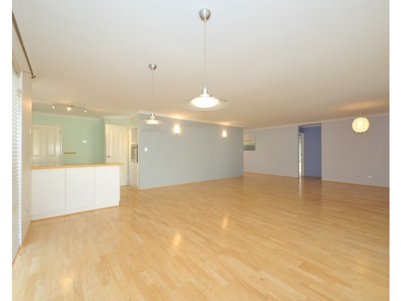 3 Cordia Way, Halls Head WA 6210