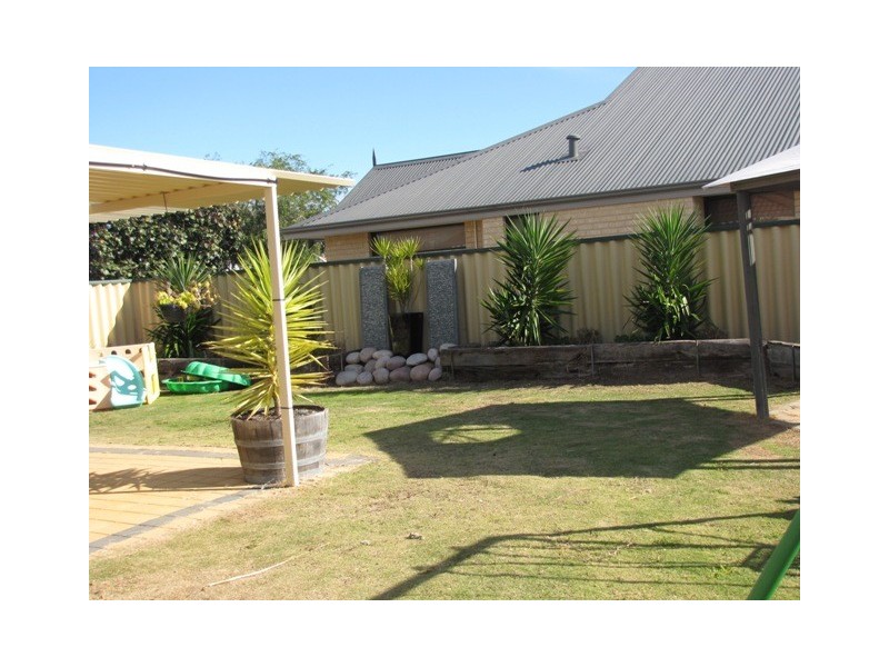 34 Eva Lynch way, Port Kennedy WA 6172