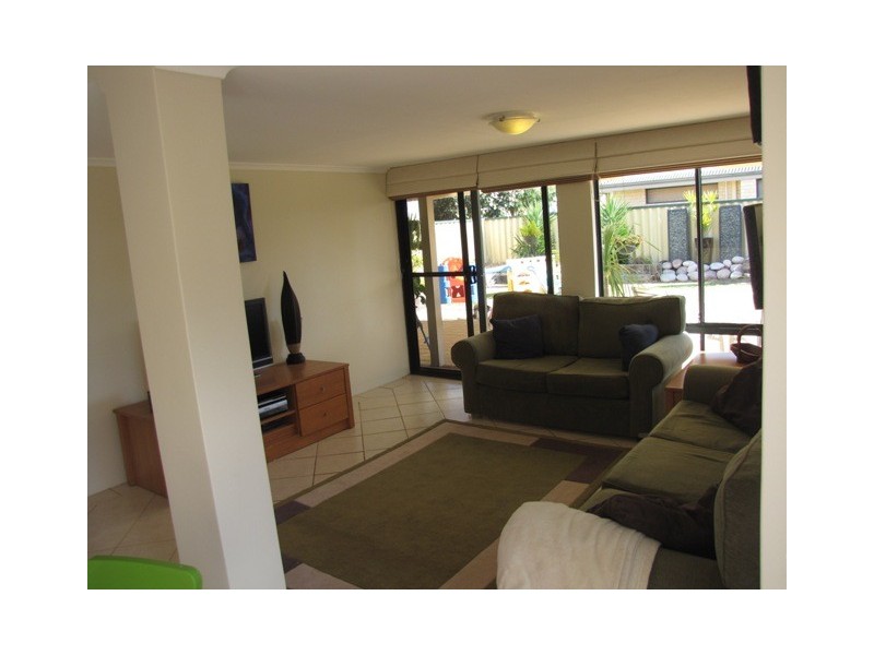 34 Eva Lynch way, Port Kennedy WA 6172