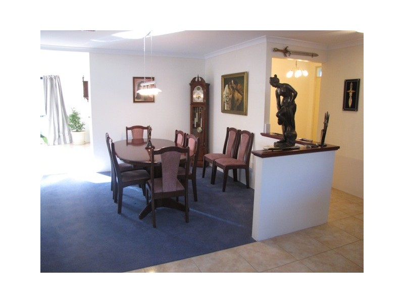 21 Carlingford Drive, Port Kennedy WA 6172