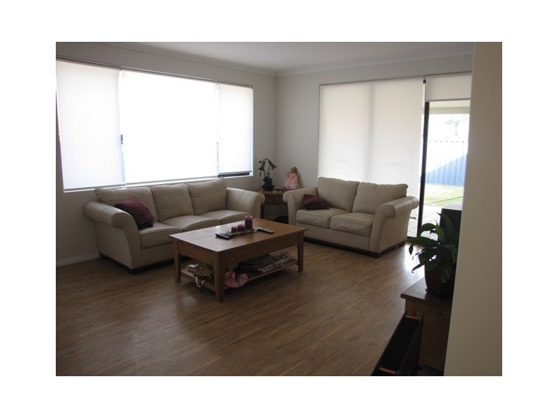 10 Scoparia Way, Baldivis WA 6171