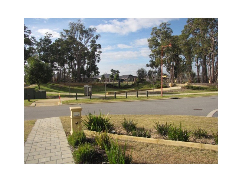 10 Scoparia Way, Baldivis WA 6171