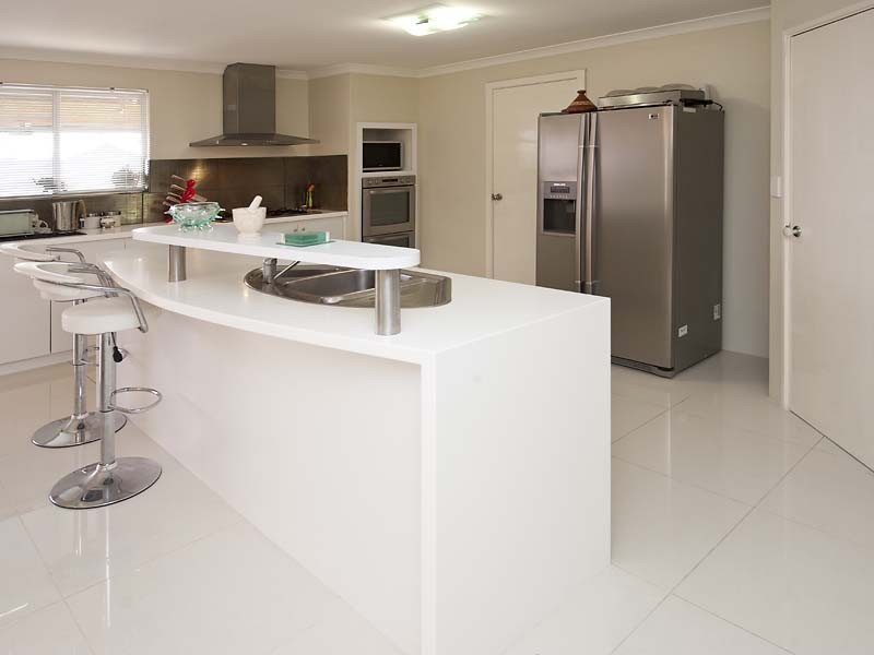 68 Albany Drive, Dawesville WA 6211