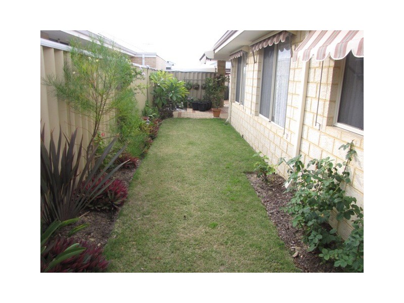 17 Oceanrunner Blvd, Shoalwater WA 6169