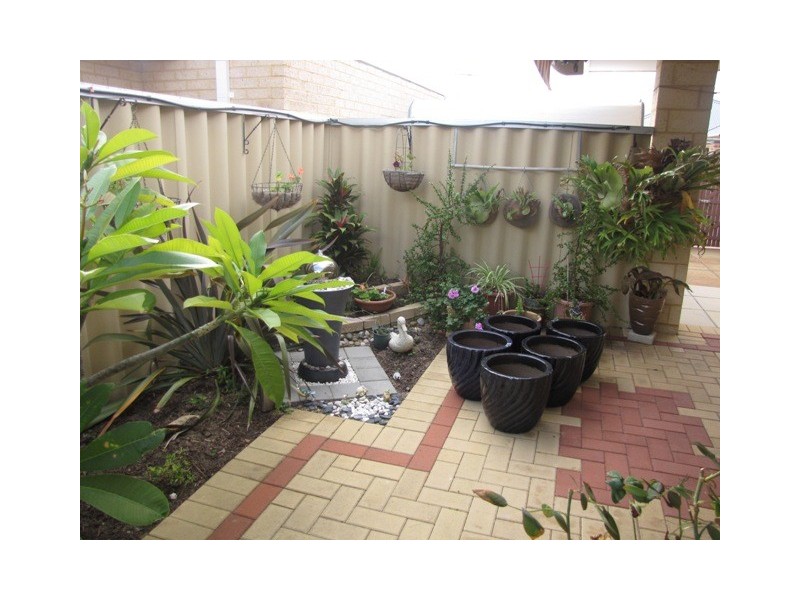 17 Oceanrunner Blvd, Shoalwater WA 6169