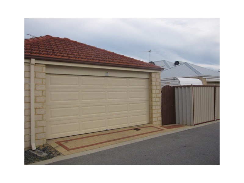 17 Oceanrunner Blvd, Shoalwater WA 6169