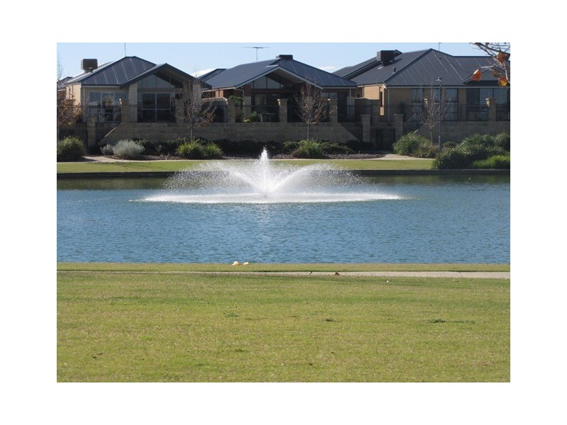 17 Oceanrunner Blvd, Shoalwater WA 6169