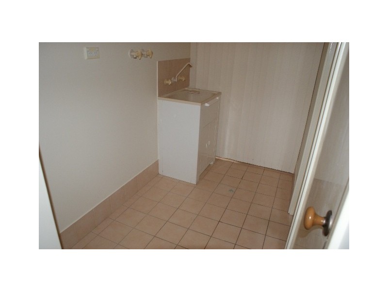 8 Cork Place, Warnbro WA 6169