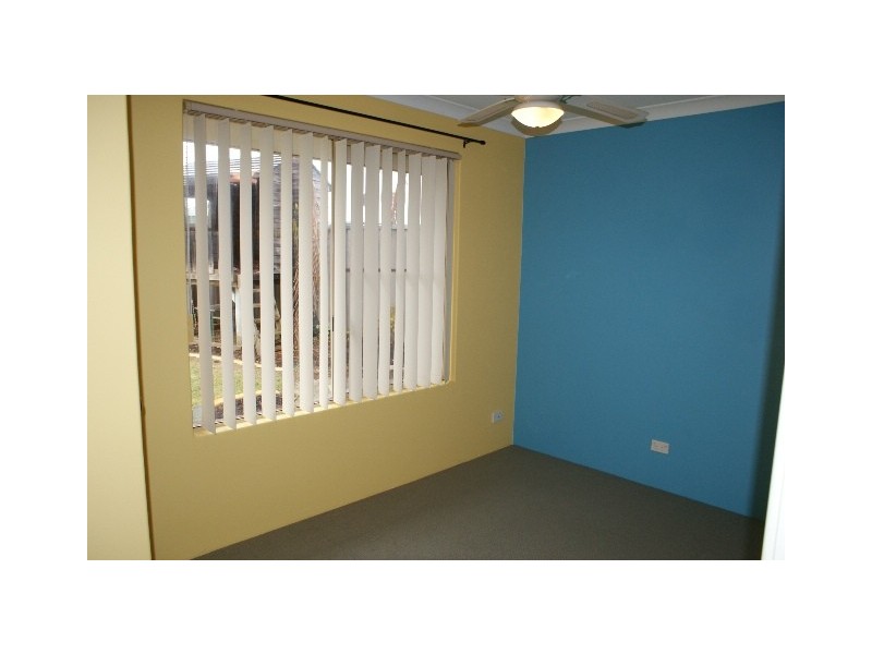 8 Cork Place, Warnbro WA 6169