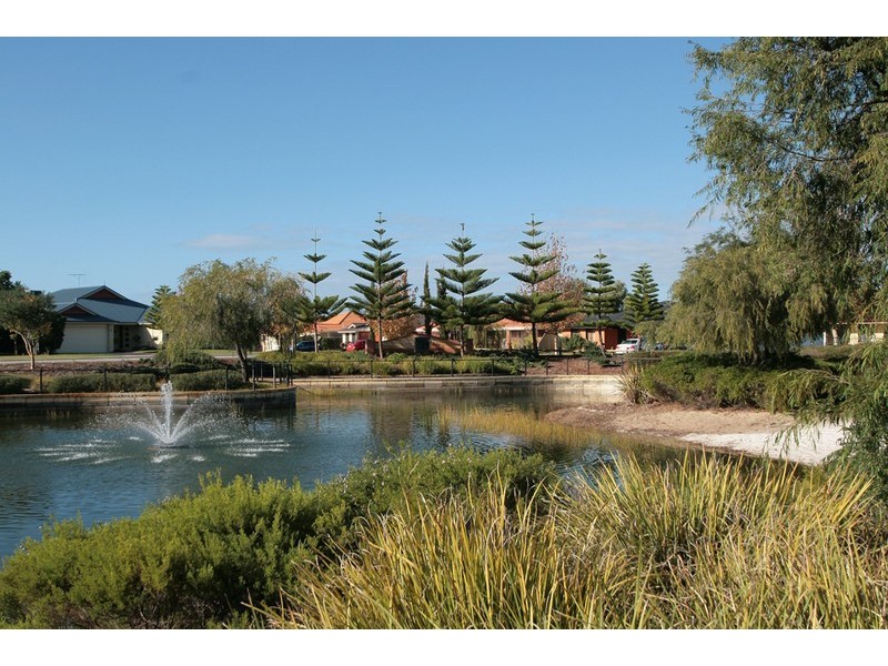 51 Eva Lynch Way, Port Kennedy WA 6172