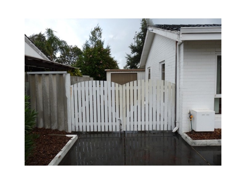 57 Amanda Drive, Camillo WA 6111