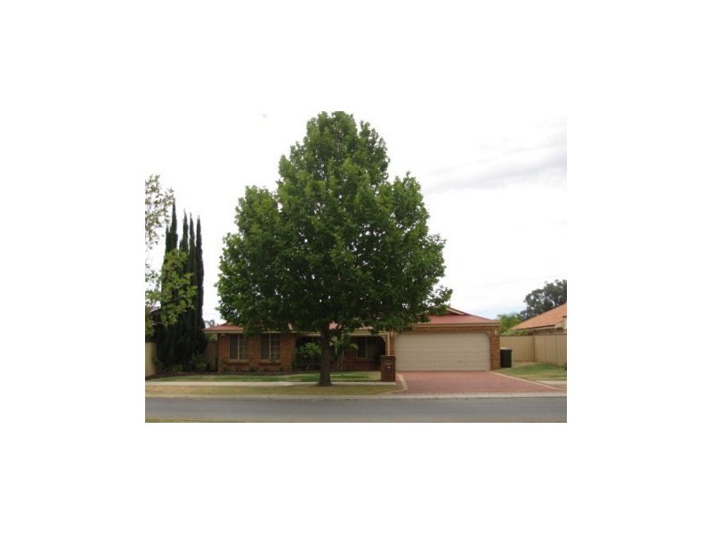 22 Arpenteur Drive, Baldivis WA 6171