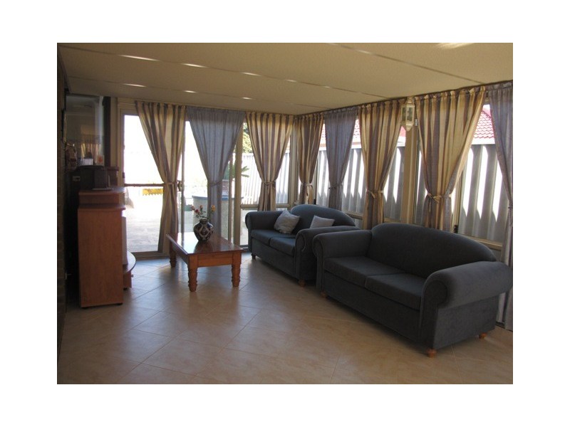 52 Stainer Avenue, Rockingham WA 6168