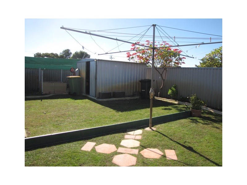 52 Stainer Avenue, Rockingham WA 6168