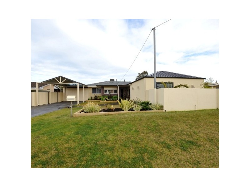 13 Perseus Court, Rockingham WA 6168