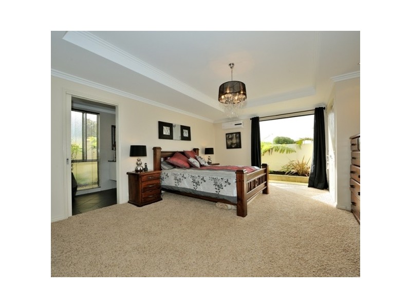 13 Perseus Court, Rockingham WA 6168