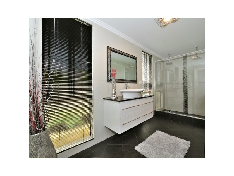 13 Perseus Court, Rockingham WA 6168