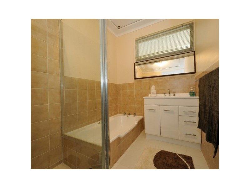 13 Perseus Court, Rockingham WA 6168