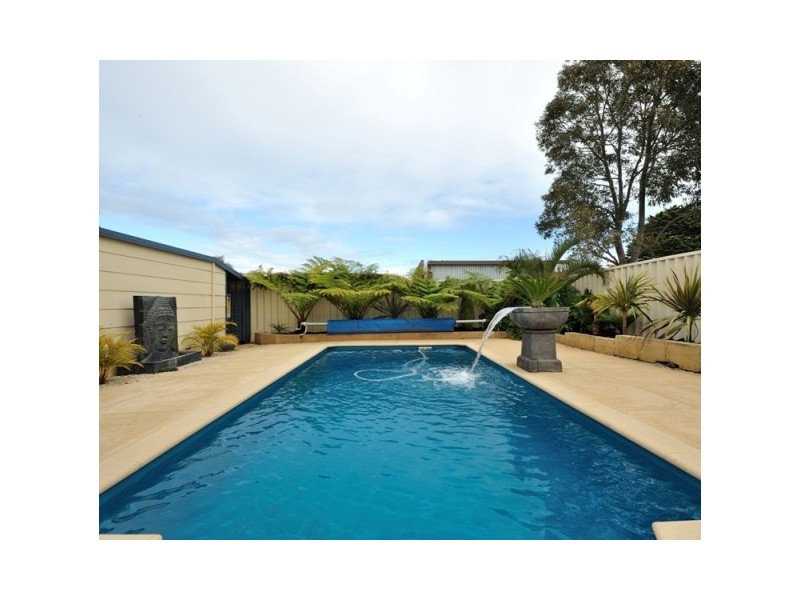 13 Perseus Court, Rockingham WA 6168