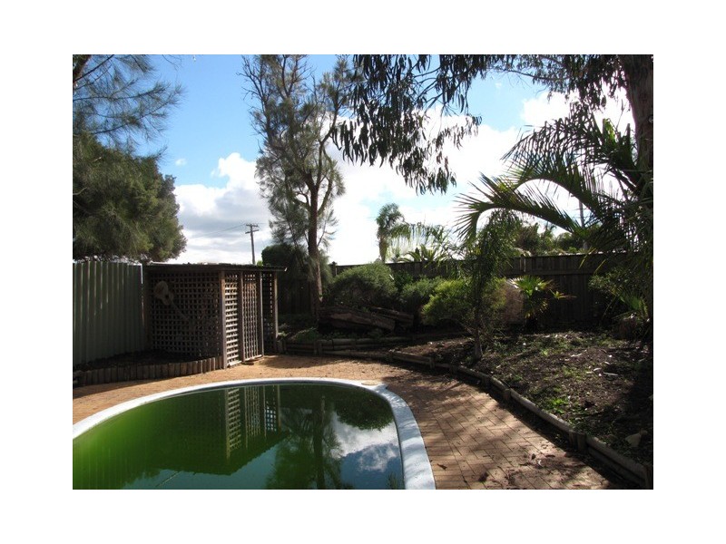 16 Inglis Court, Medina WA 6167