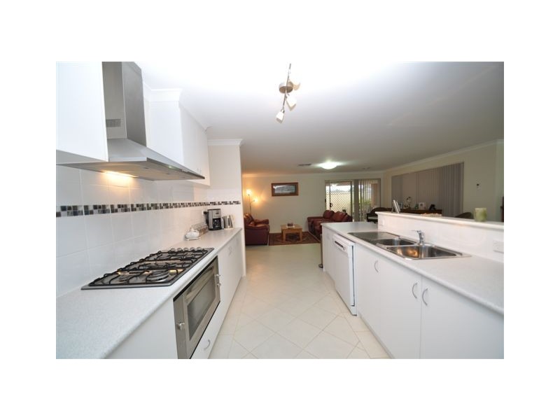 4 Gill Place, Baldivis WA 6171