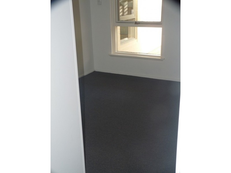 52 Amanda Drive, Camillo WA 6111