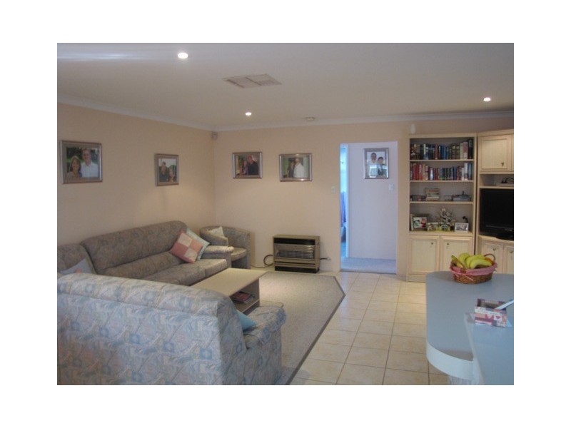 3 Chusan Court, Warnbro WA 6169