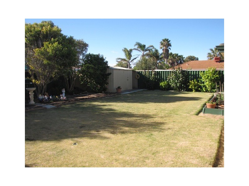3 Chusan Court, Warnbro WA 6169