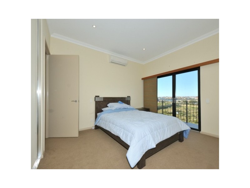 21/2 The Pass, Dawesville WA 6211