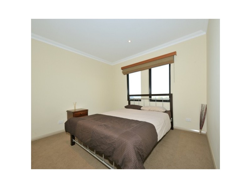 21/2 The Pass, Dawesville WA 6211