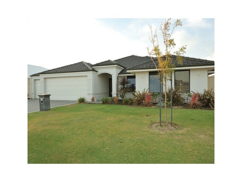 36 Whitemoss Turn, Waikiki WA 6169