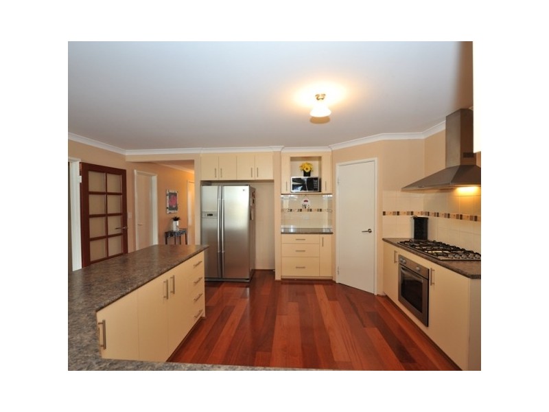 36 Whitemoss Turn, Waikiki WA 6169