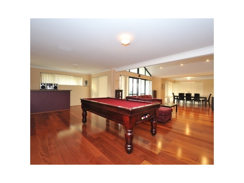 36 Whitemoss Turn, Waikiki WA 6169